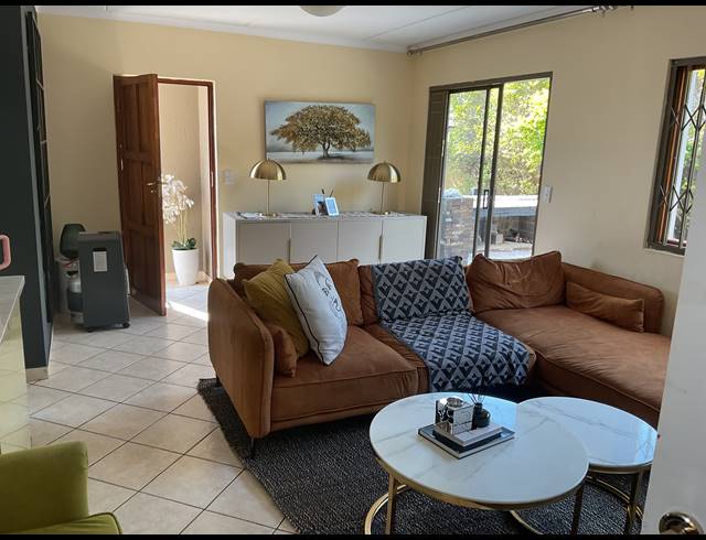 3 BEDROOM TOWNHOUSE FOR SALE IN THE REEDS
